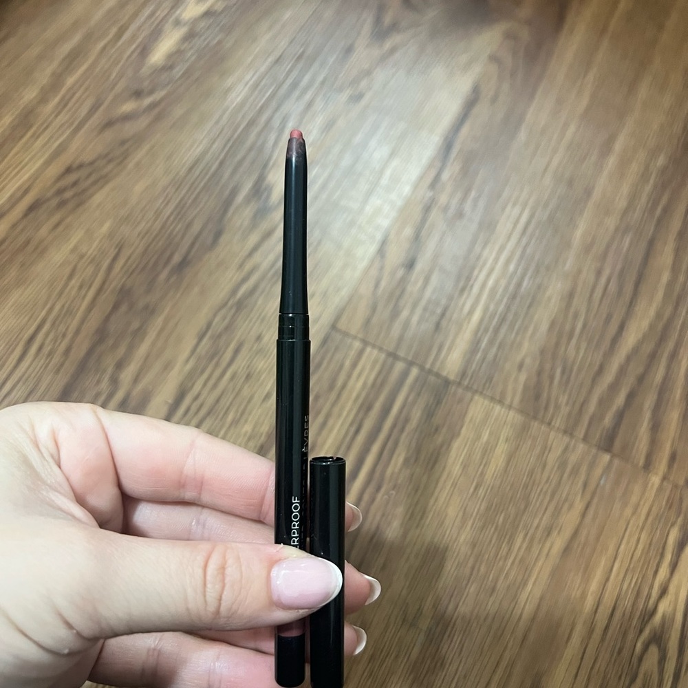 Waterproof Lip Liner Organza - Picture 3 of 3